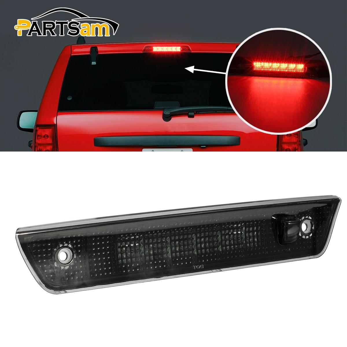 2005-2010 JEEP GRAND CHEROKEE 3RD THIRD BRAKE LIGHT OEM